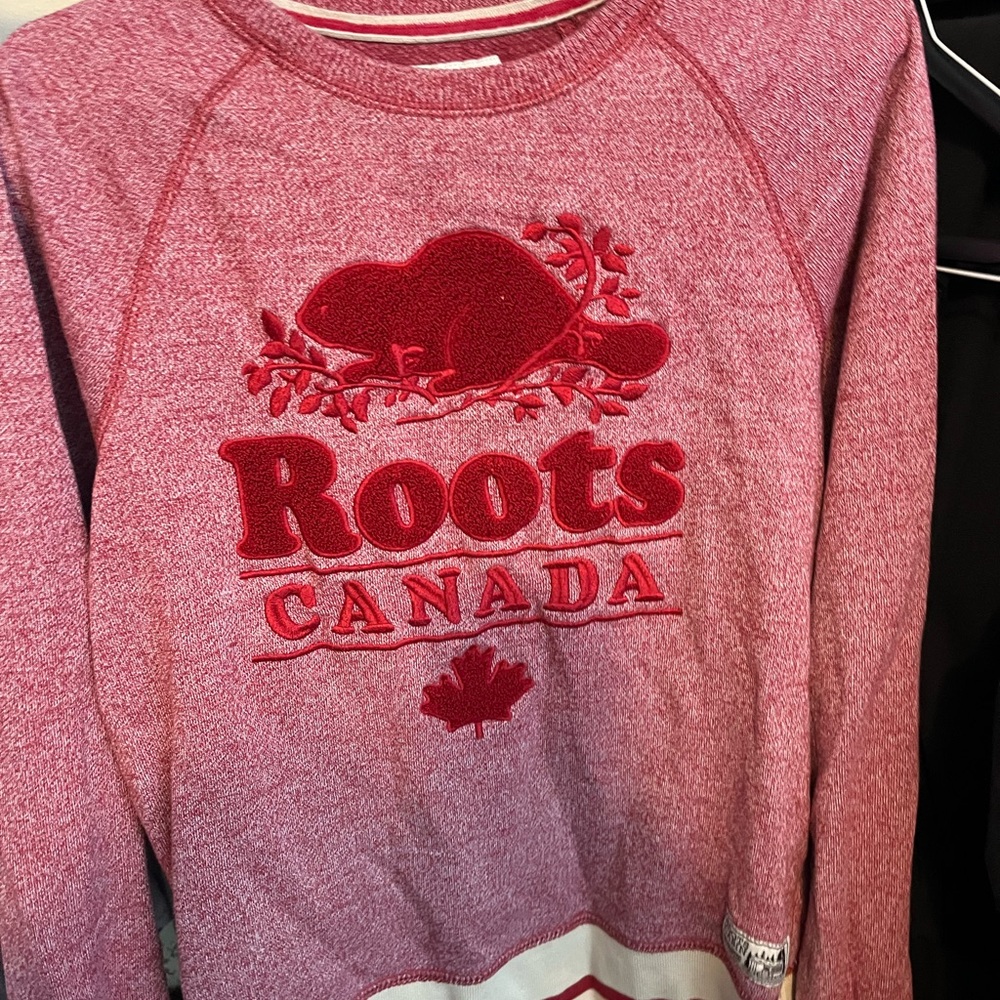 Roots Women's Red Sweater